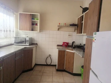 3 Bedroom Garden Flat