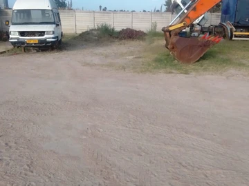 Commercial & Industrial Land
