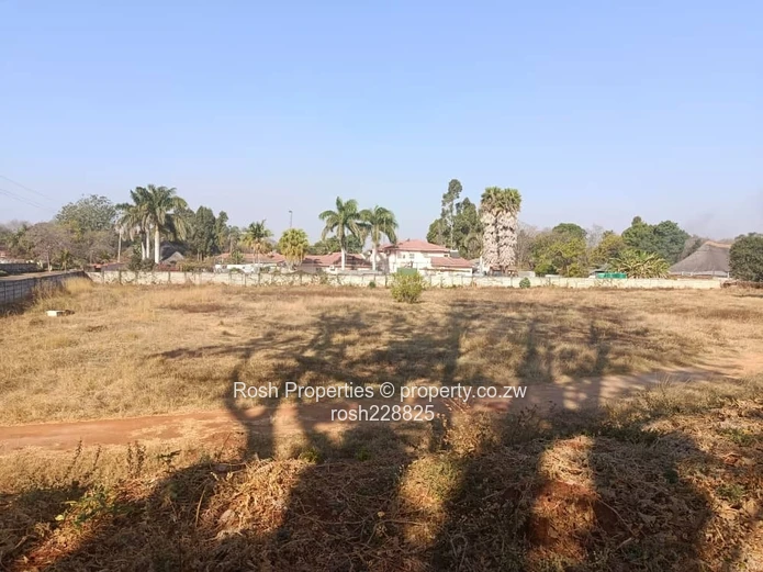 Prime Commercial Land Plot in Borrowdale, 8100 m² Awaits You!