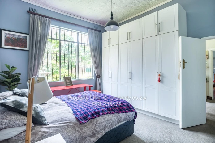 Absolutely Stunning Home Plus Cottage & Borehole (Sole Mandate)