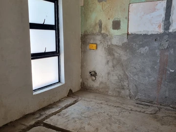 Unlock The Potential of this Greystone Park Gem!