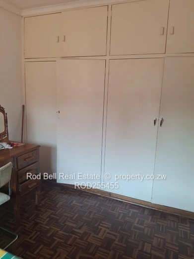 Cozy 2-Bed Garden Flat in Avondale
