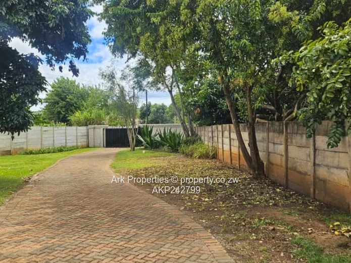 4 Bedroomed House For Rent In The Grange