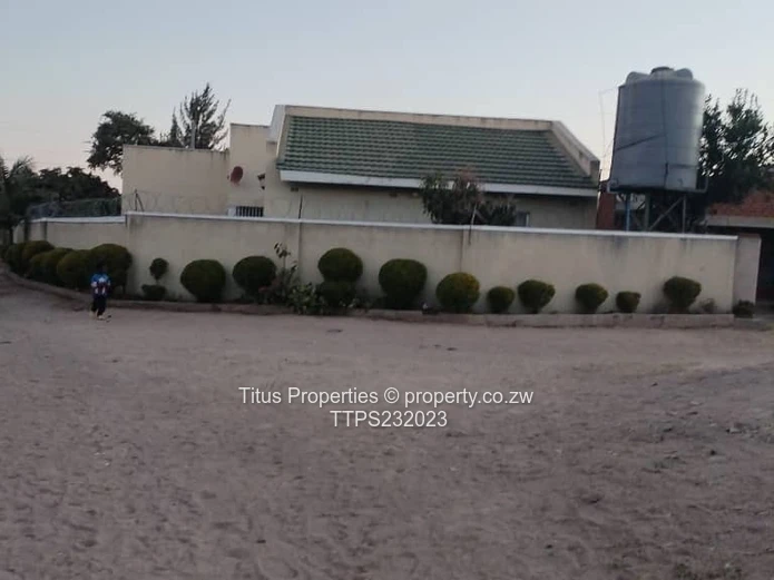 ZENGEZA 3 House For Sale