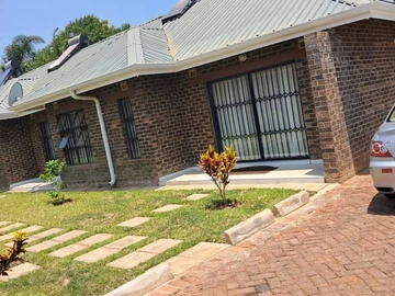 2 Bedroom Garden Flat