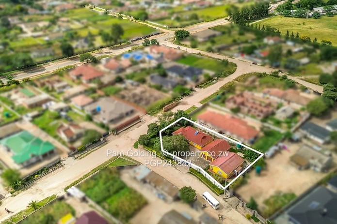 Family Home with Cottage (Sole Mandate)