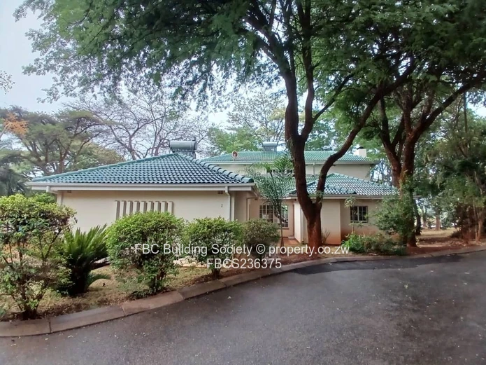 Prestigious Double-Storey Townhouse in Sunriver Manors (Sole Mandate)