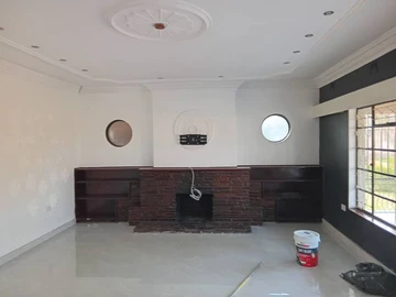 6 Bedroom House