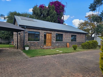 Beautiful And Neat Apartment For Sale In Eastlea