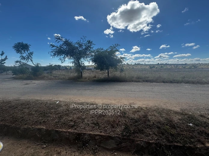 2000 m² Residential Land for Sale in Manresa, Harare East