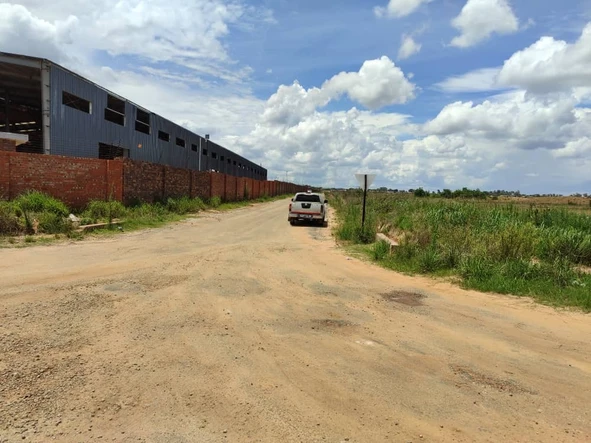 Commercial & Industrial Land