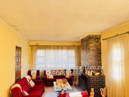 Bright 5-Bed Greencroft Home with Borehole & Modern Kitchen