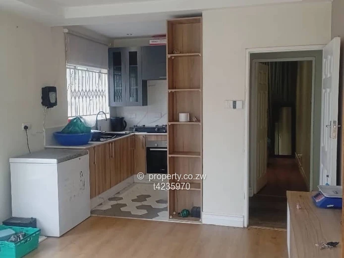 Queensdale spacious 3 bed cottage to Rent 