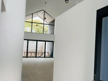 3 Bedroom Garden Flat