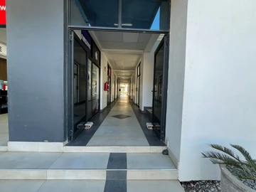 Shop & Retail Property