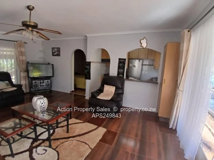 Fully Furnished Cottage To Let! 