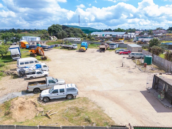 Commercial & Industrial Land