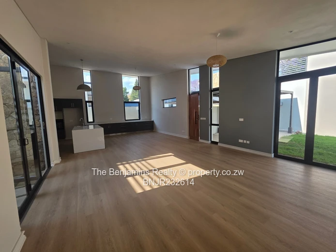 Fabulous Townhouse In Newlands