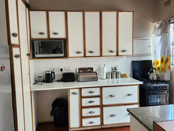 2 Bedroom Garden Flat