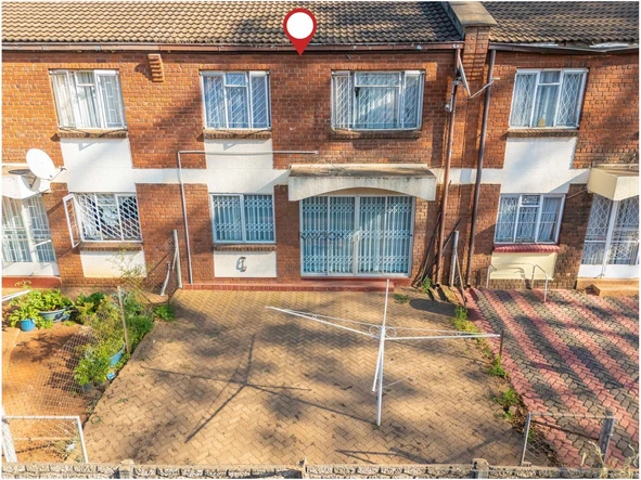 3 Bedroom Flat & Apartment