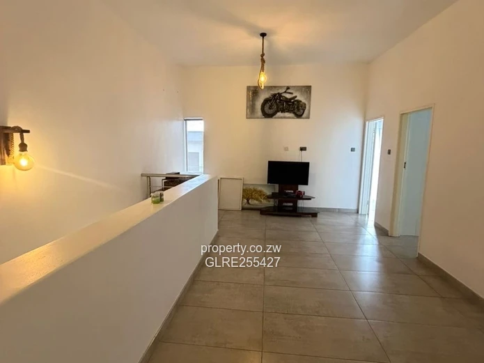 Modern Avondale 3BR Flat — Pool, Borehole & Gym