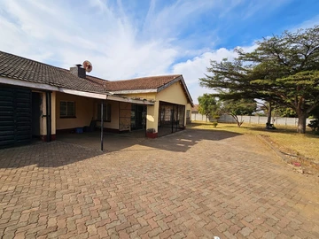 5 Bedroom House