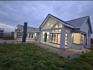 4 Bedroom House