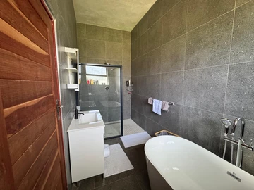 4 Unit Townhouse Complex