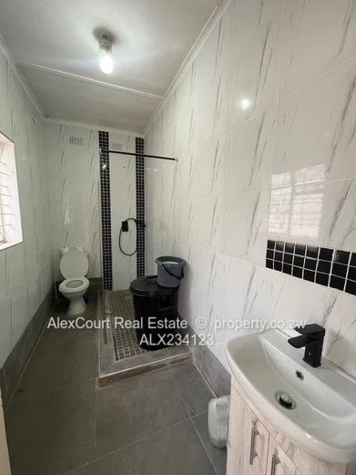 BARGAIN! Solid House in a Serene Neighborhood! (Sole Mandate)