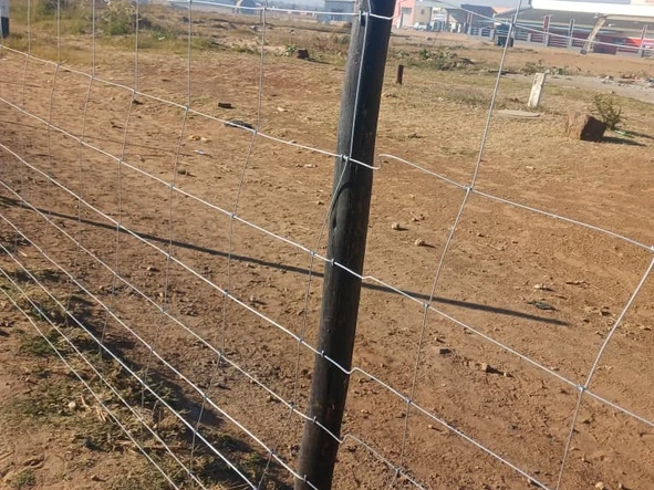 Commercial & Industrial Land