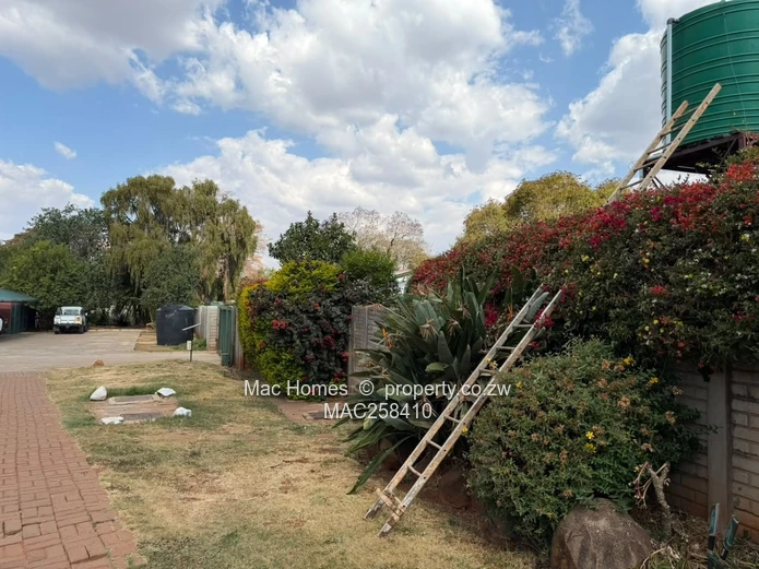 Garden flat for sale