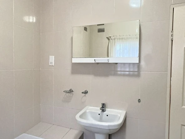 3 Bedroom Garden Flat