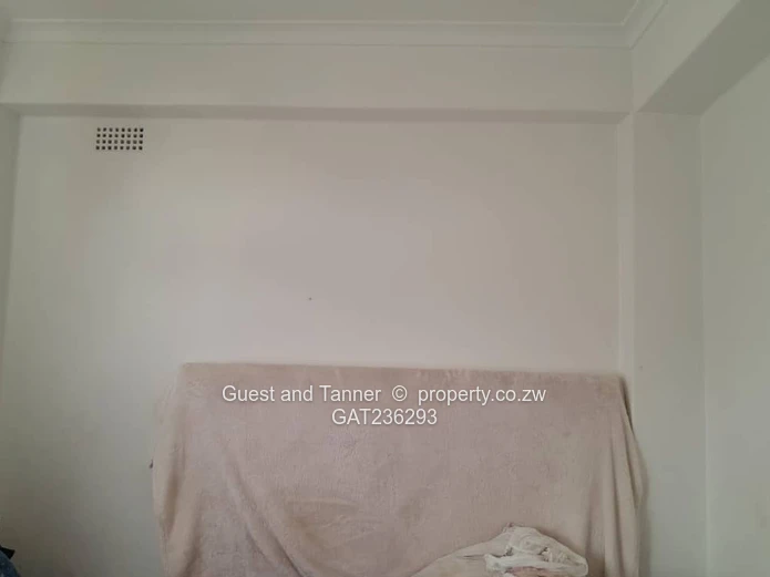 Modern 2-BR Flat for Sale at Chelmscote Mansion, Bainnes Ave – Borehole, Elevator & Sectional Title