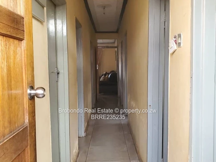 Warren Park D house for sale!