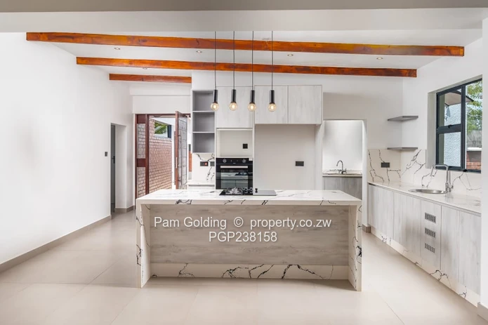 Modern Living in Secure Complex (Sole Mandate)