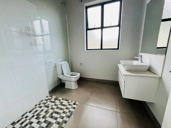 3 Bedroom Garden Flat