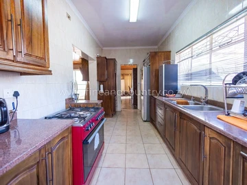 4 Bedroom House