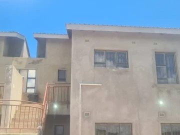 2 Bedroom Flat & Apartment