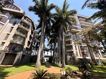 3 Bedroom Flat & Apartment