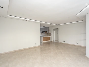 3 Bedroom Flat & Apartment