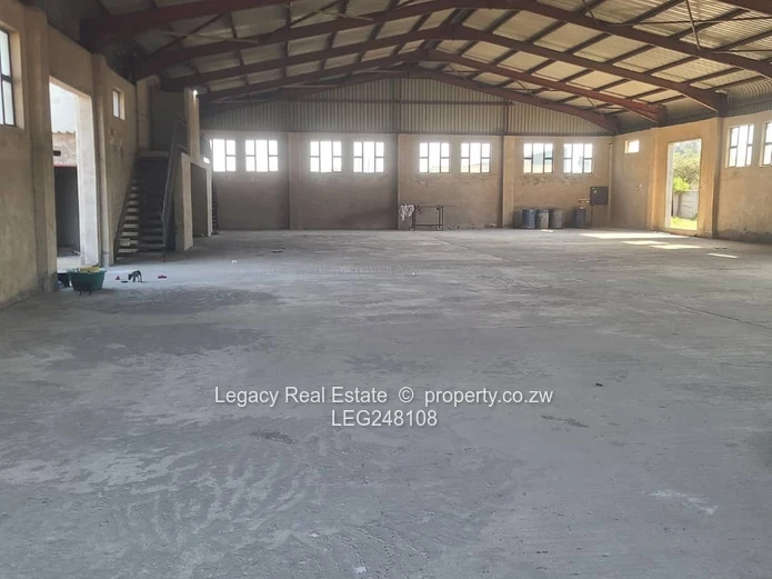 Commercial Warehouse With High Roof Clearance For Sale