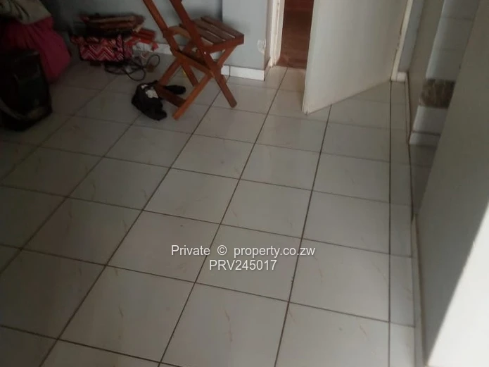 EASTLEA FLAT$560 inclusive of levies.