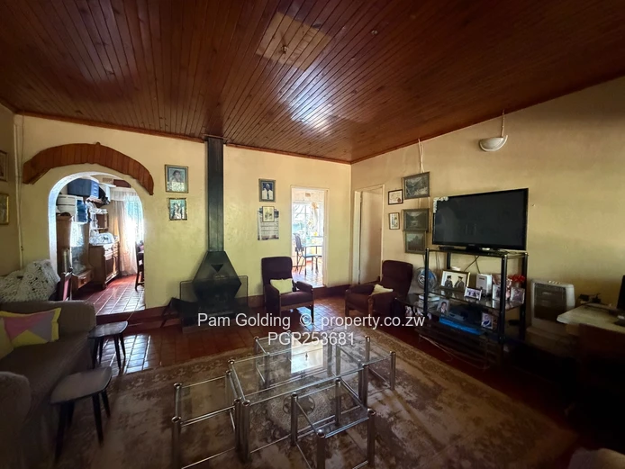 Prime 4.2-Acre Plot for Sale in Kensington, Bulawayo