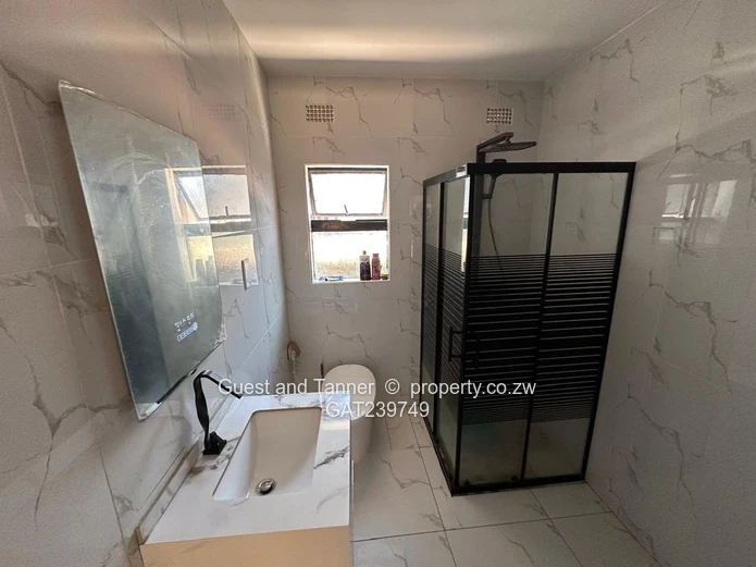 Spacious 3-Bedroom Cluster House in a 12-Unit Complex in Greendale