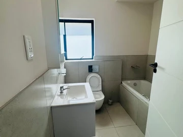 3 Bedroom Garden Flat