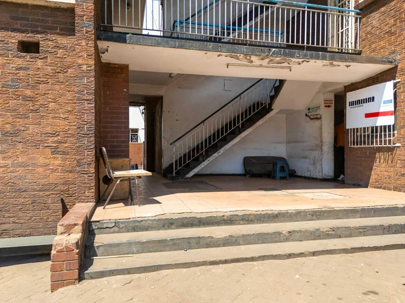 Flat & Apartment