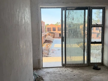 3 Bedroom Garden Flat