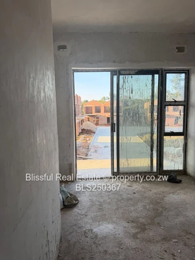 Modern 3 bed Helensvale Apartment for sale