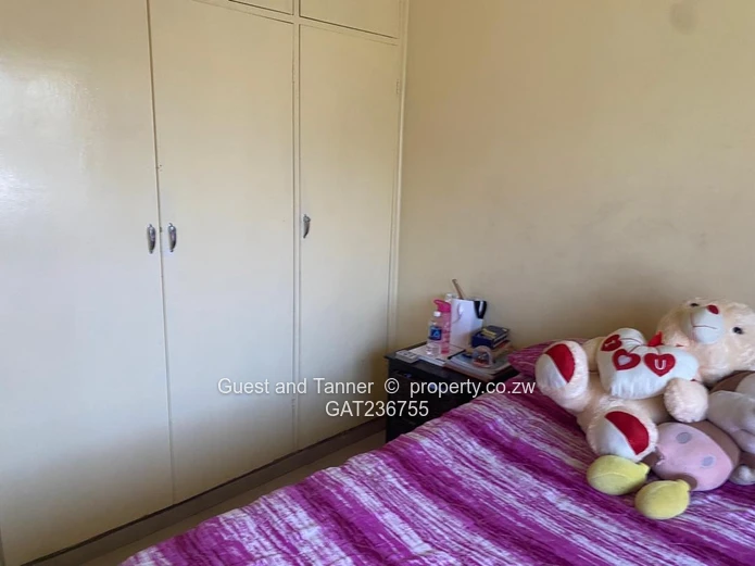 Avondale Garden Flat for Sale – Prime Location, Exceptional Value