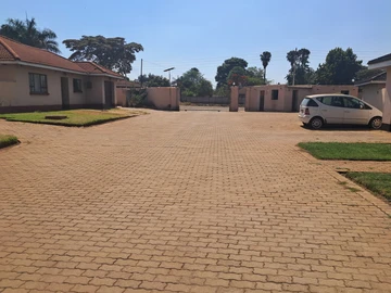 4 Bedroom Townhouse Complex